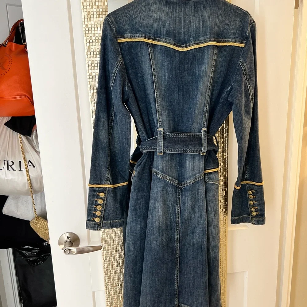 OLSEN EUROPE BLUE AND GOLD DENIM TRENCH COAT… SIZE 38… NEW WITH TAGS. - Picture 1 of 16